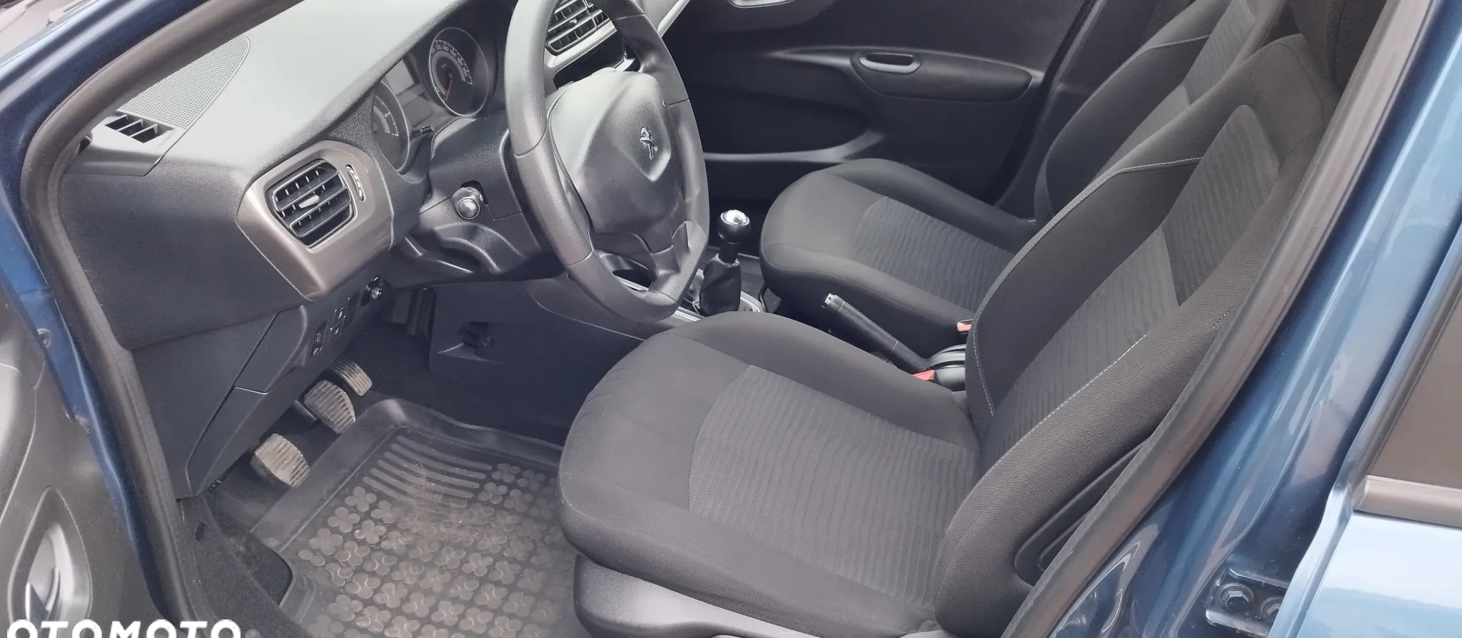 Peugeot 301 cena 15900 przebieg: 99000, rok produkcji 2013 z Kielce małe 92